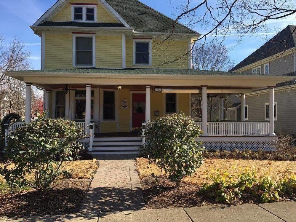 Harrison House Bed & Breakfast Naperville Bagian luar foto