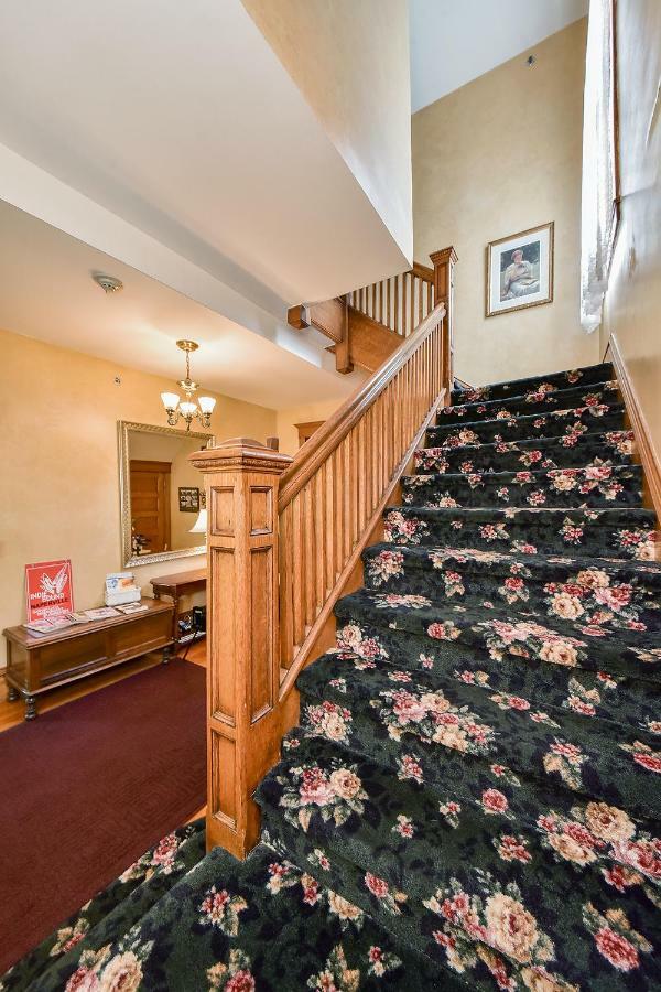 Harrison House Bed & Breakfast Naperville Bagian luar foto