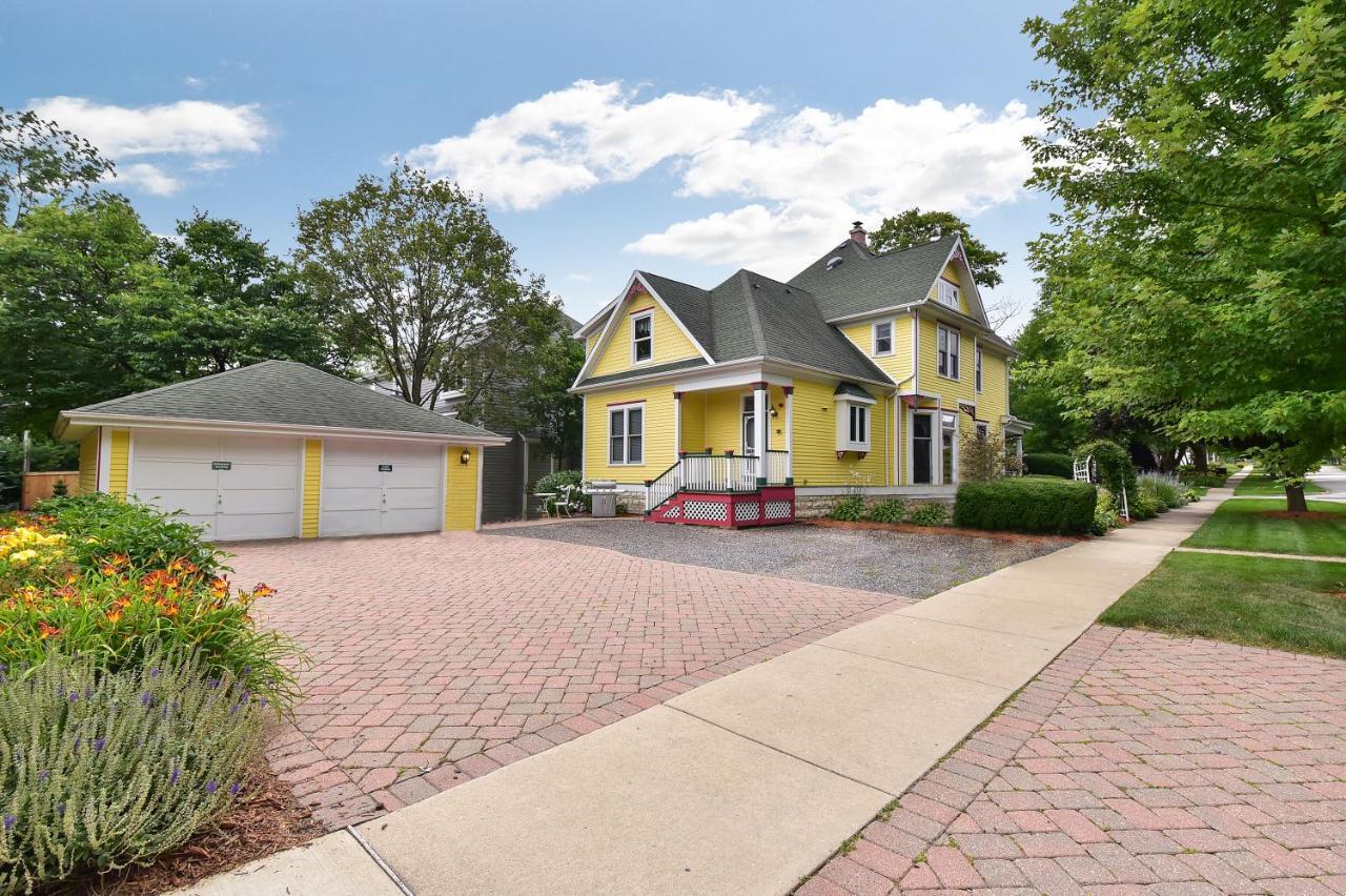 Harrison House Bed & Breakfast Naperville Bagian luar foto