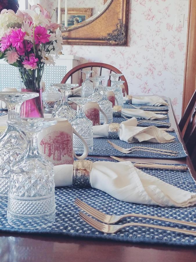 Harrison House Bed & Breakfast Naperville Bagian luar foto