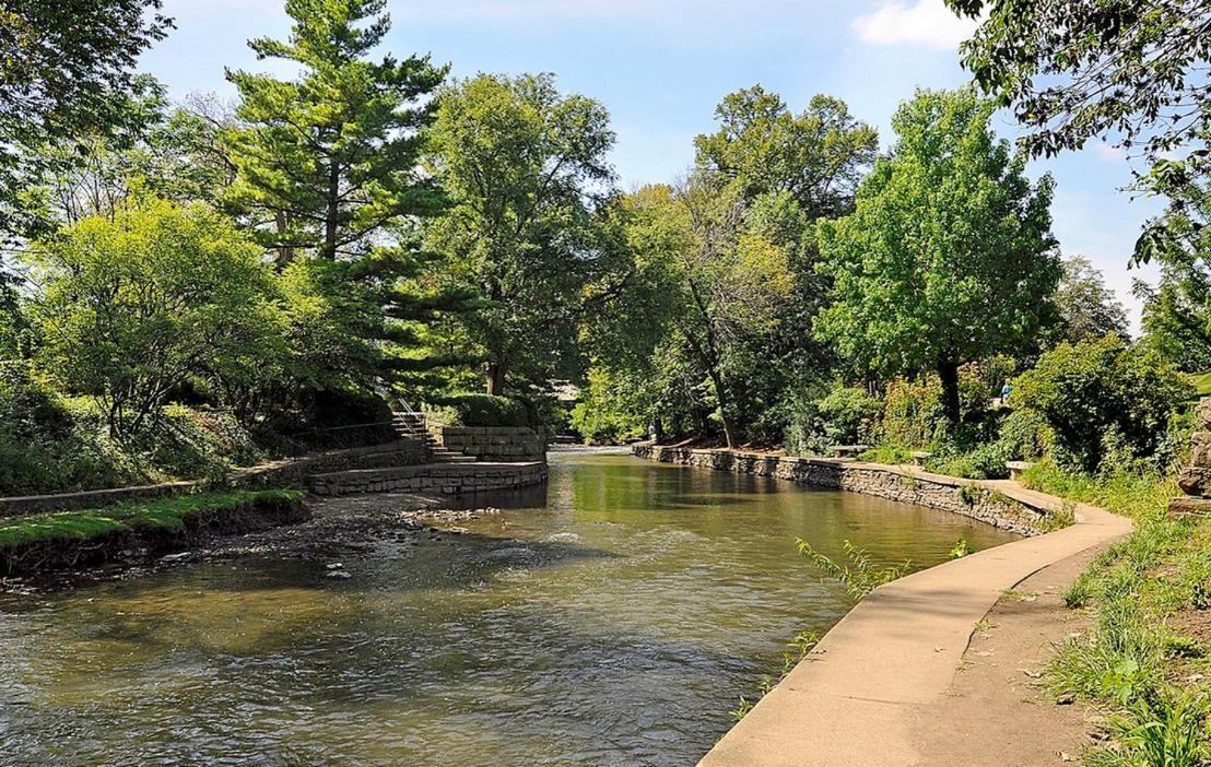 Harrison House Bed & Breakfast Naperville Bagian luar foto